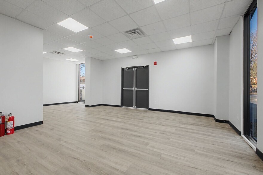 More Photos Of 207 Iris Dr, Hendersonville Daycare Center For Sale