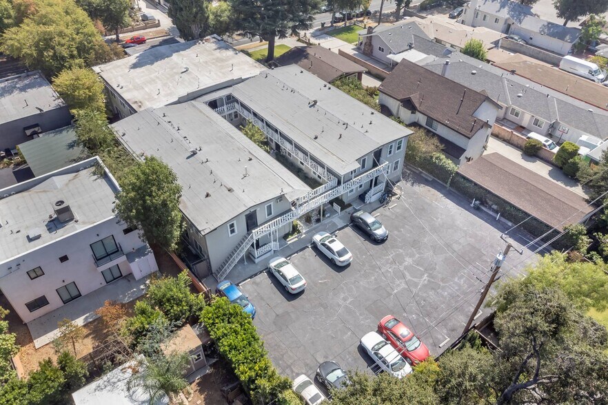 More Photos Of 1559 N Hill Ave, Pasadena Apartments For Sale