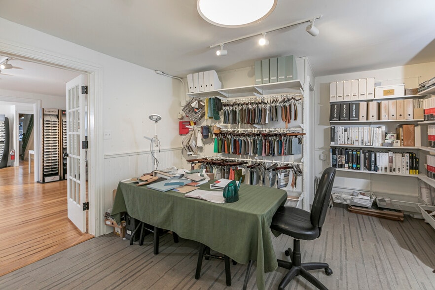 More Photos Of 67 Bridge St, Lambertville Storefront For Sale