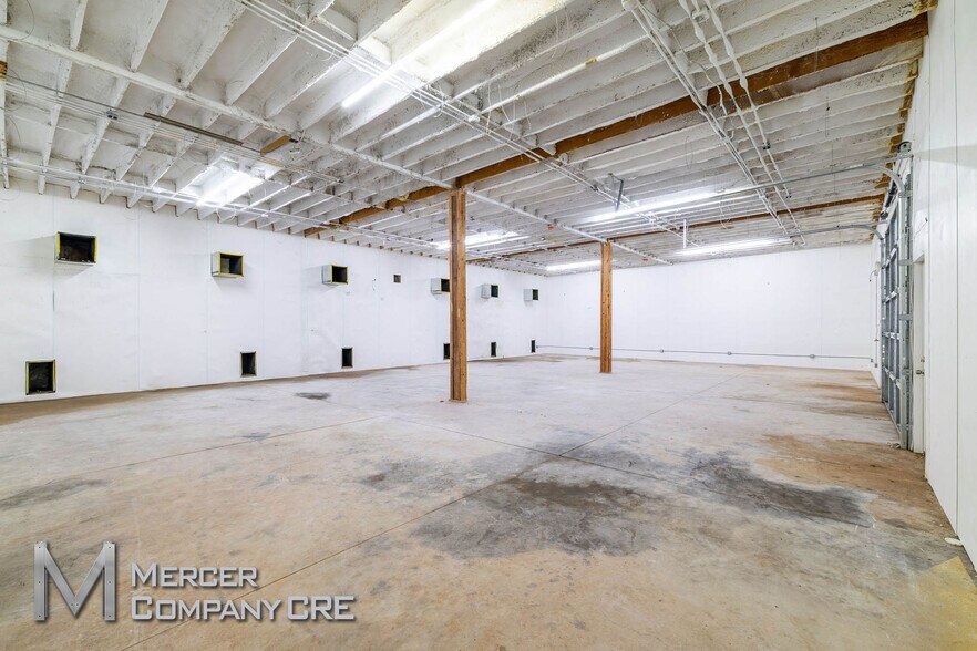 More Photos Of 2601 S Purdue Ave, Oklahoma City Flex For Lease