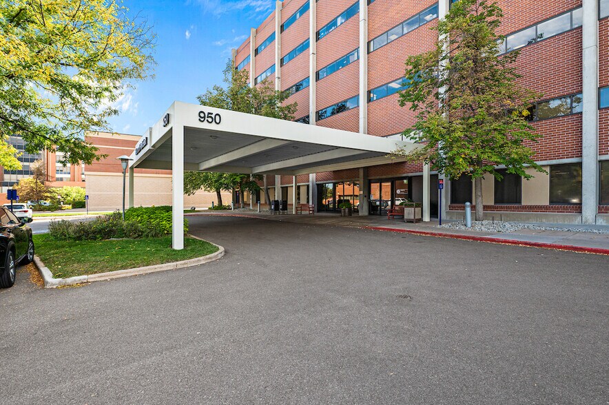 More Photos Of 950 E Harvard Ave, Denver Medical For Lease