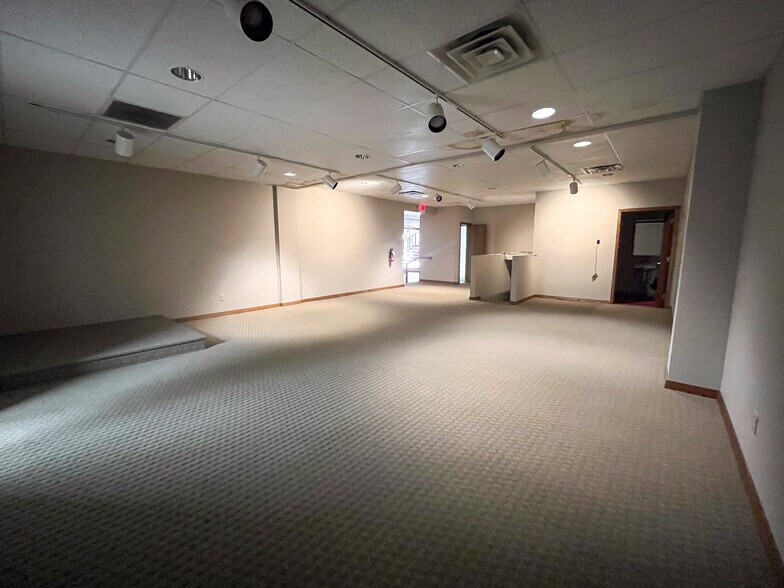 More Photos Of 720 Saint Joseph St, Rapid City Office For Sale