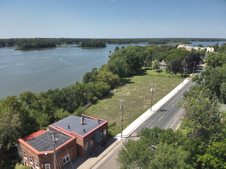 More Photos Of 111 N Main St, Center City Land For Sale