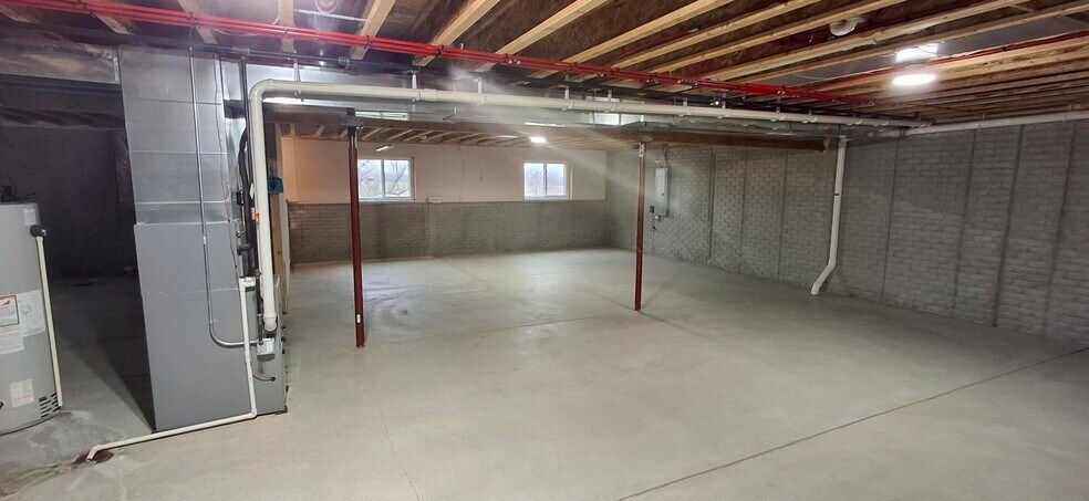 More Photos Of N2047 Sawmill Rd, Watertown Self Storage For Sale