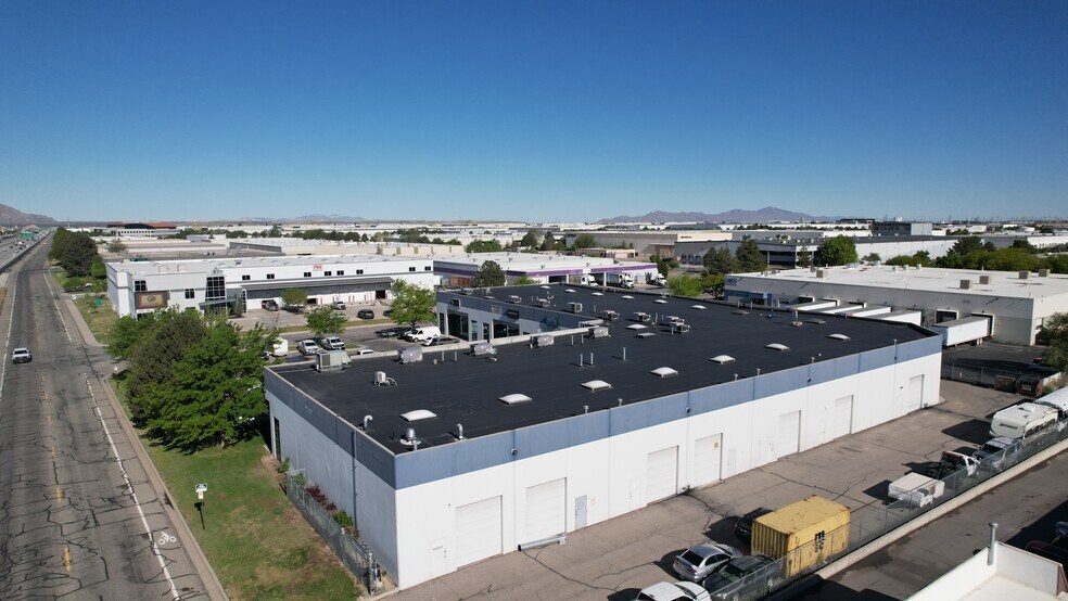 More Photos Of 4220 W 2100 S, Salt Lake City Light Manufacturing For Lease
