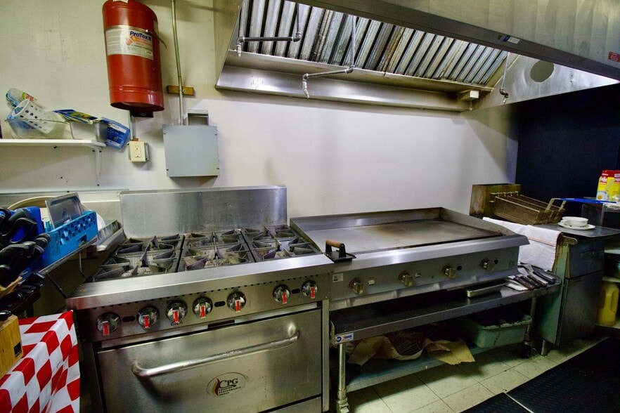 More Photos Of 217 Main st, Aguilar Restaurant For Sale