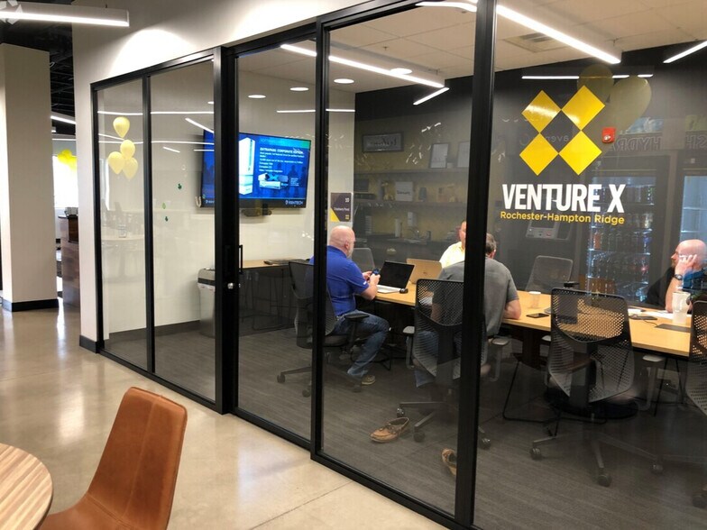 More Photos Of 4050 W Ridge Rd, Rochester Coworking Space