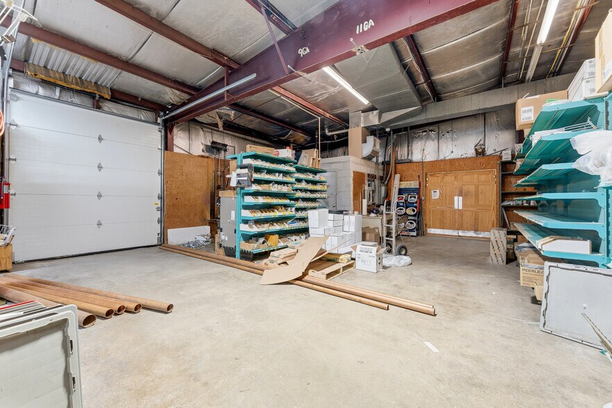 More Photos Of 534 Virginia Ave, Fairmont Freestanding For Sale
