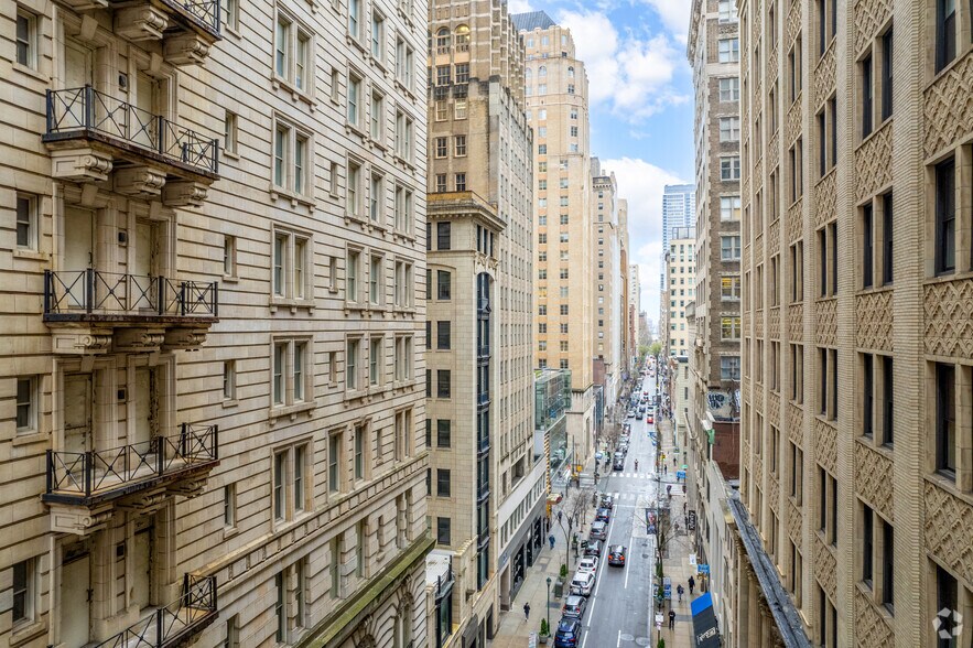 More Photos Of 1420 Walnut St, Philadelphia Office For Lease