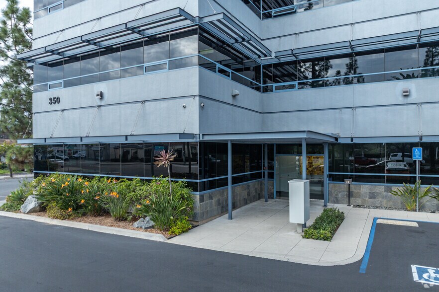 More Photos Of 350 W 5th Ave, Escondido Office For Sale
