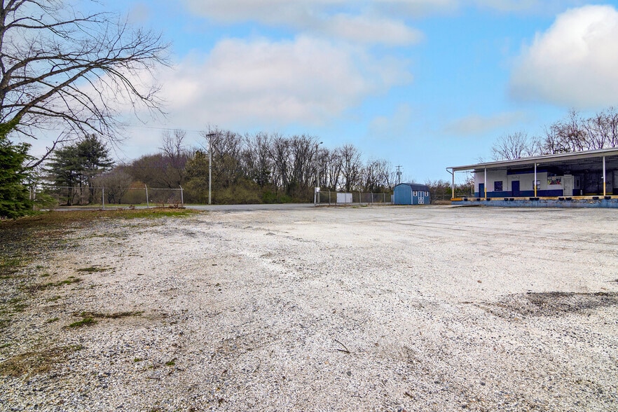 More Photos Of 344 Main Rd, Vineland Freestanding For Sale