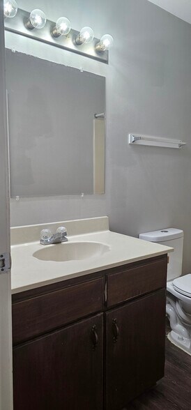 More Photos Of 1801 Ridgewood Dr, Murray Specialty For Sale