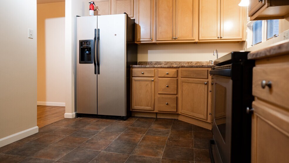 More Photos Of 113-114 Noble Vista Dr, Greensburg Apartments For Sale
