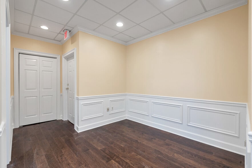 More Photos Of 7000 Peachtree Dunwoody Rd NE, Atlanta Office For Lease