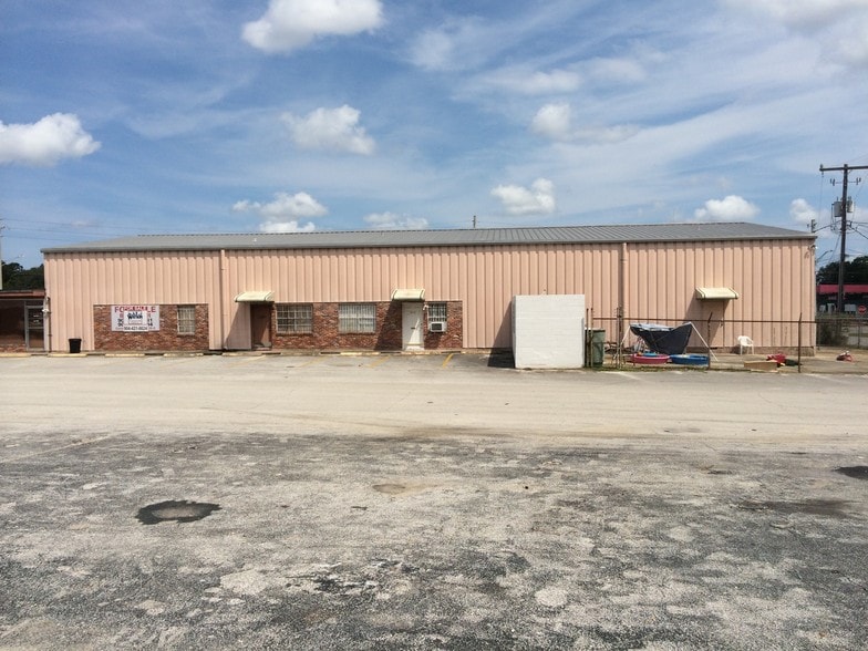 More Photos Of 6640 Arlington Rd, Jacksonville Warehouse For Sale