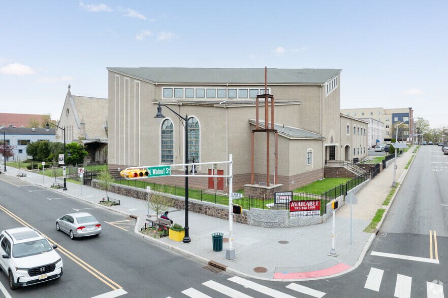 More Photos Of 400 Main St, East Orange Religious Facility For Sale