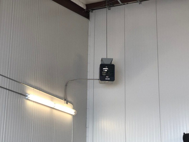 More Photos Of 3656 Stagecoach Rd, Longmont Warehouse For Sale