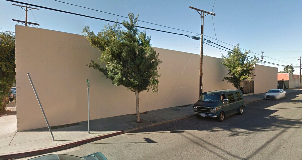 More Photos Of 1120 E 14th Pl, Los Angeles Warehouse For Lease