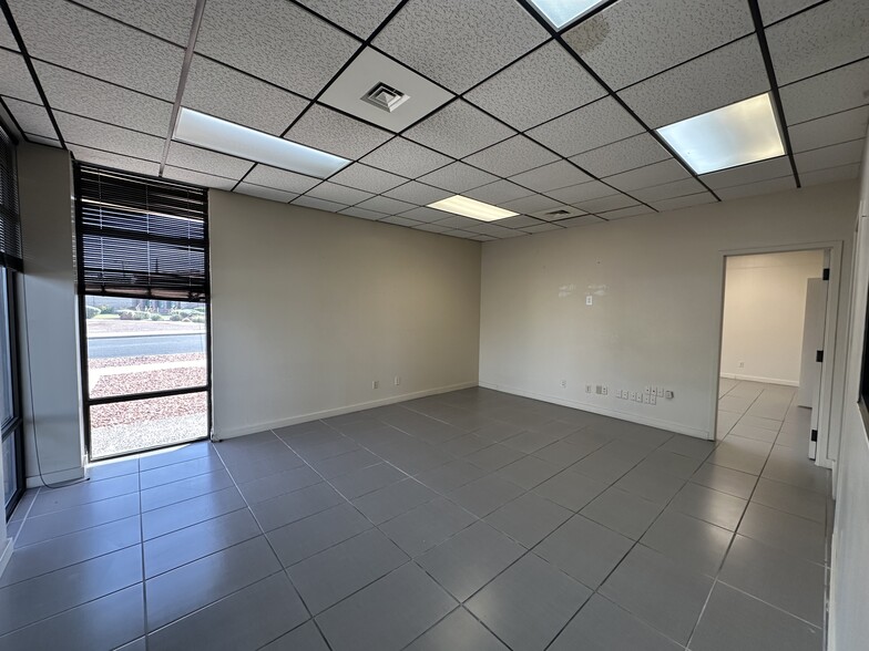 More Photos Of 1280 Hawkins Blvd, El Paso Office For Lease