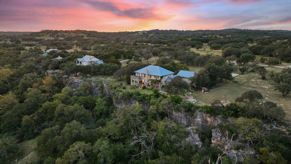 More Photos Of 5229 Hupedo Ranch Rd, Spicewood Specialty For Sale