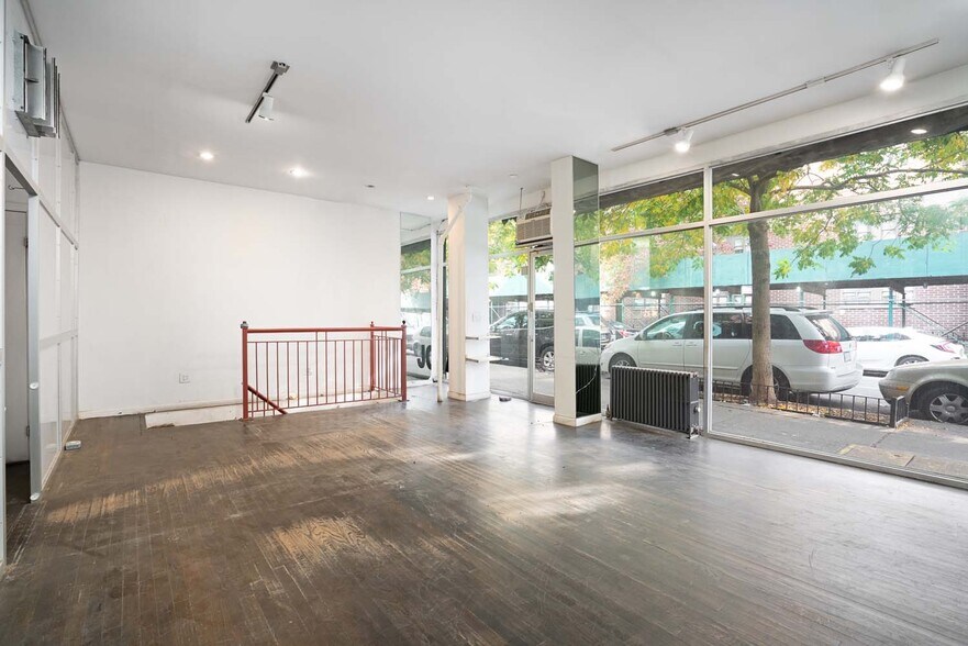 More Photos Of 254 E 3rd St, New York Apartments For Lease