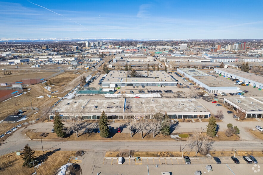 More Photos Of 6143 4th St SE, Calgary Light Distribution For Lease