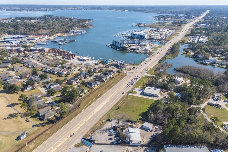 More Photos Of 15831 Highway 105 W, Montgomery Light Manufacturing For Sale