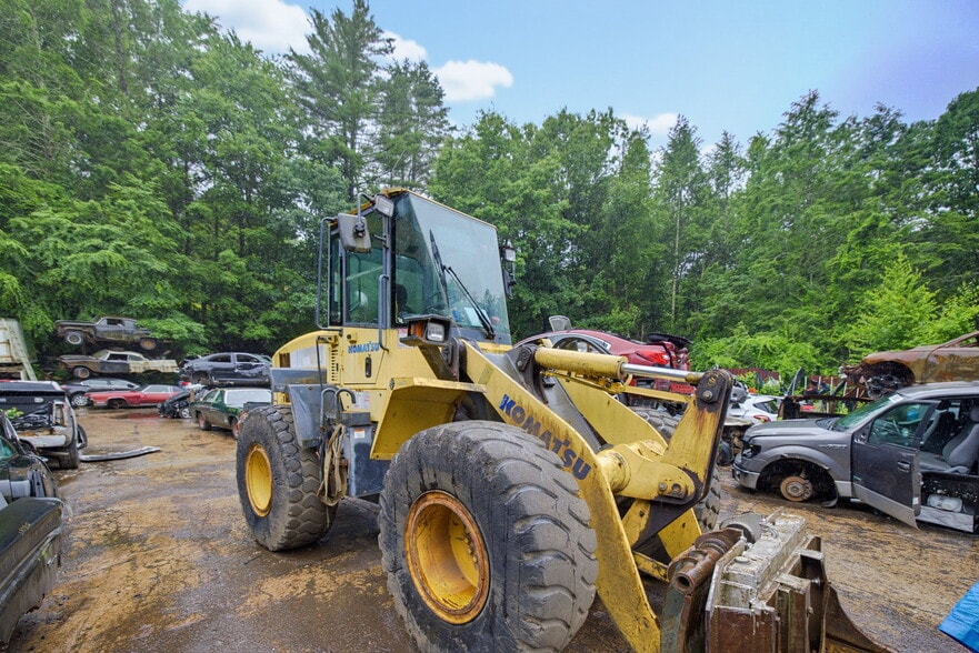 More Photos Of 428 Railroad St, Thomaston Industrial For Sale