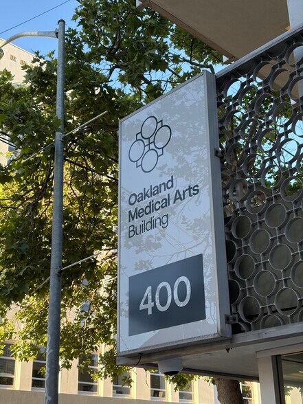 More Photos Of 400 30th St, Oakland Medical For Lease