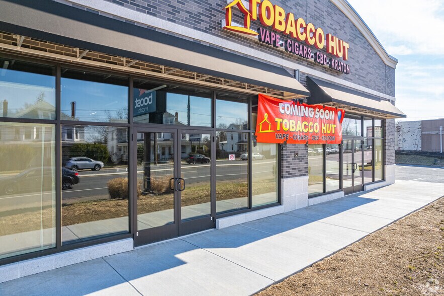 More Photos Of 3725 Walnut St, Harrisburg Restaurant For Lease