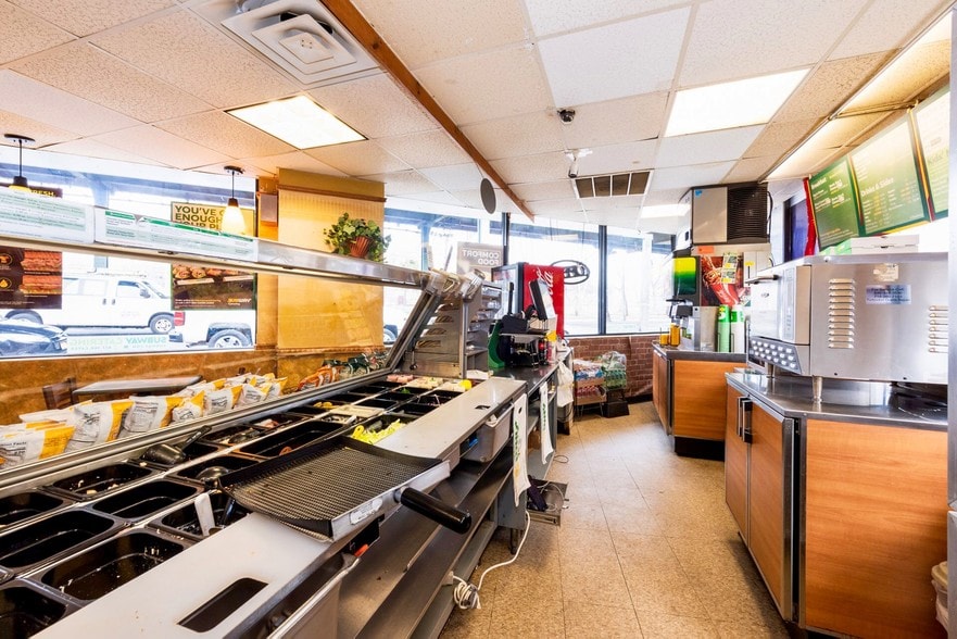 More Photos Of 2863-2873 Harway Ave, Brooklyn General Retail For Lease