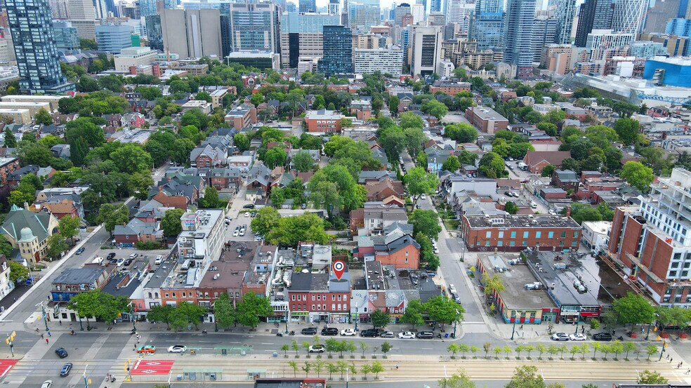 Primary Photo Of 349 Spadina Av, Toronto Storefront Retail Residential For Sale