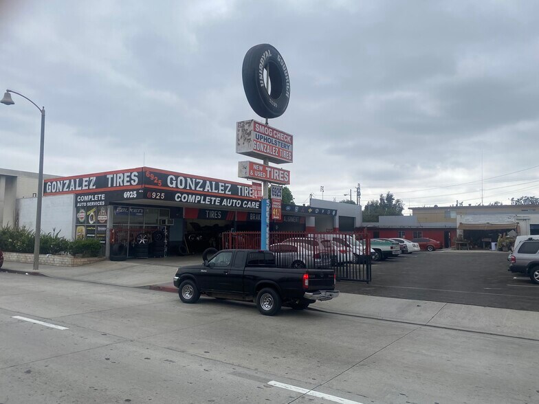 More Photos Of 6921-6929 Atlantic Ave, Bell Auto Repair For Lease