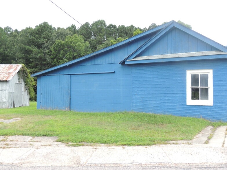 More Photos Of 10353 Doyle Blvd, Mckenney Auto Repair For Sale