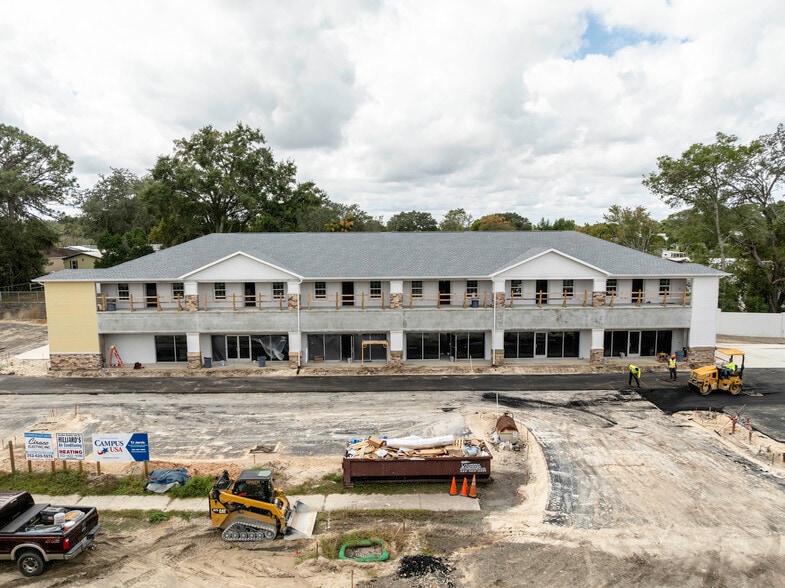 Primary Photo Of 1124 Teague Trail, Lady Lake General Retail For Lease