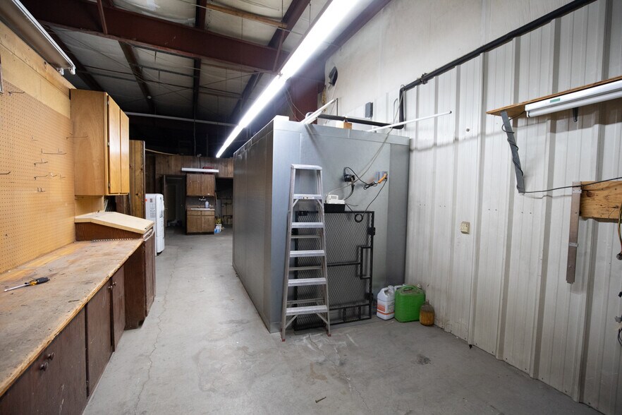 More Photos Of 1924 North Ave W, Missoula Warehouse For Sale