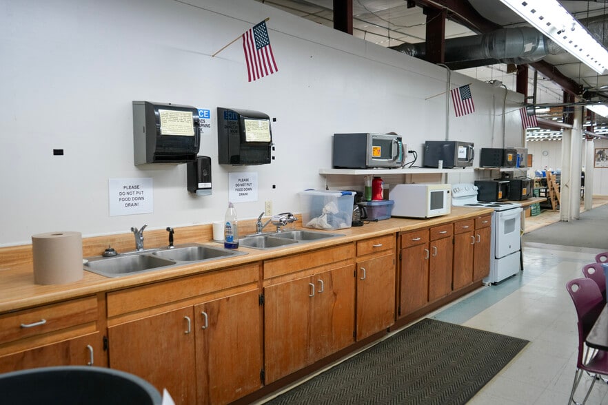 More Photos Of 3427 GA Highway 297, Vidalia Industrial For Sale