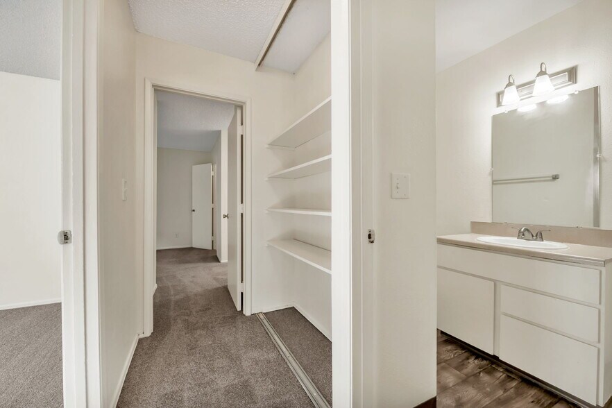 More Photos Of 17014-17062 NE Halsey St, Portland Apartments For Sale