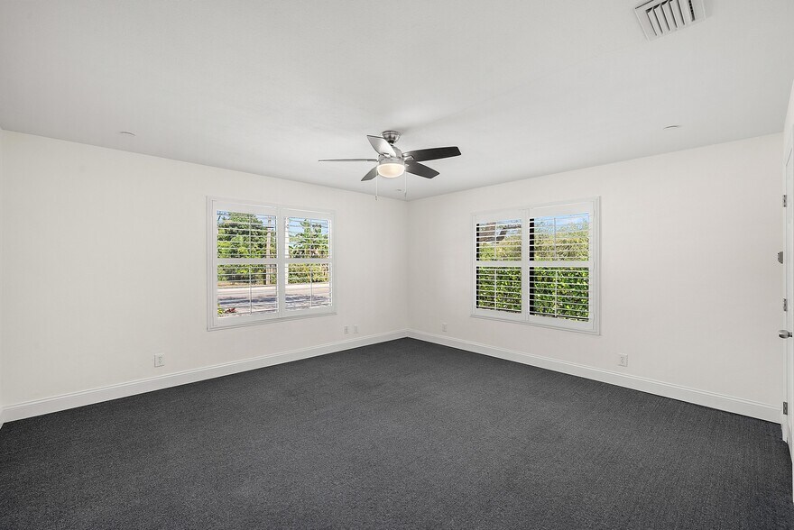 More Photos Of 112 SE 10th St, Delray Beach Office Residential For Sale