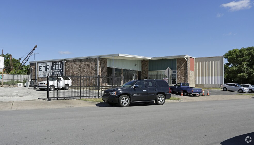 Primary Photo Of 5306 Middle Fiskville Rd, Austin Showroom For Lease