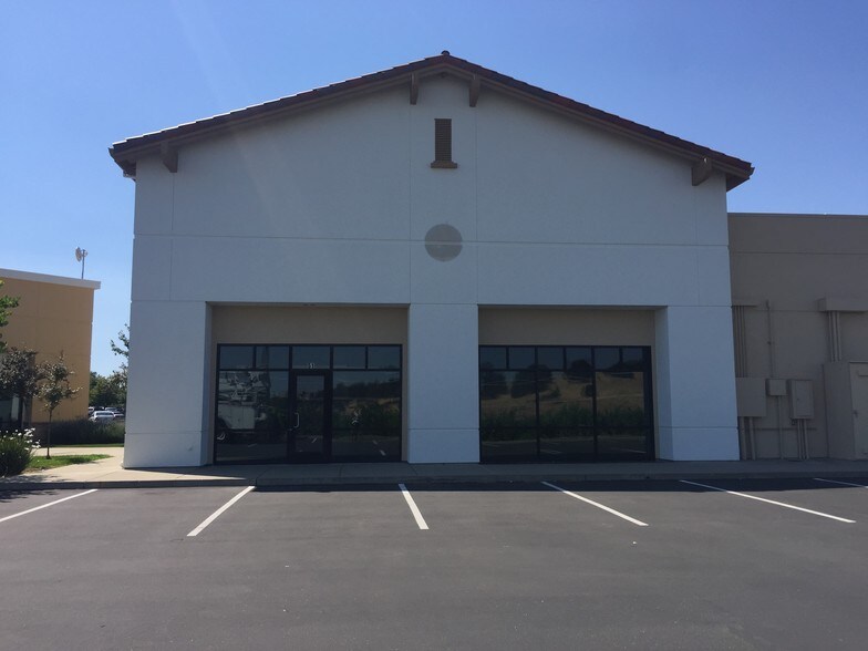 More Photos Of 12140 Industry Blvd, Jackson Unknown For Lease