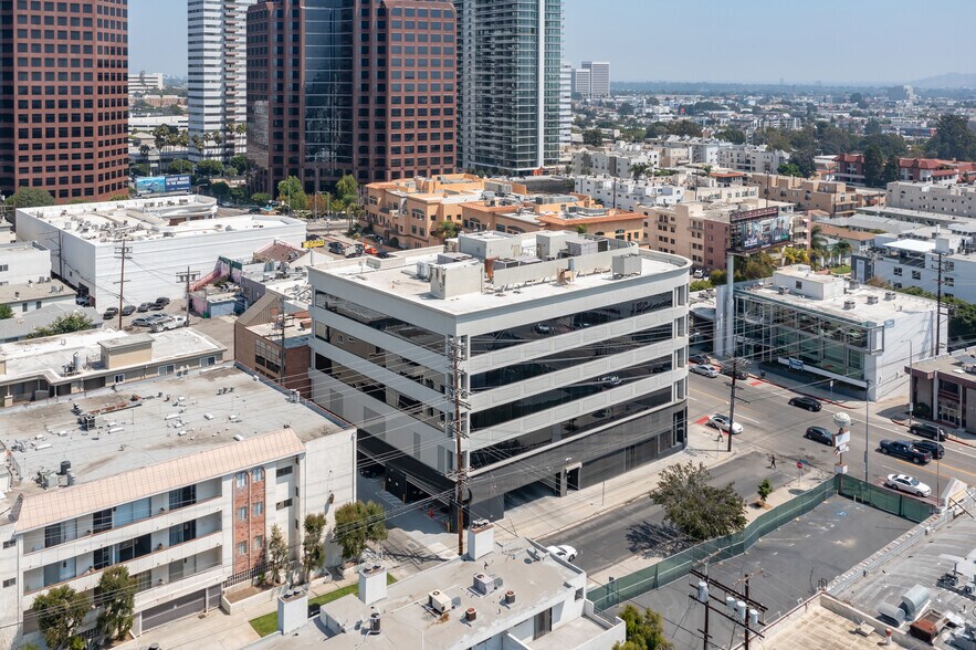 More Photos Of 11859 Wilshire Blvd, Los Angeles Medical For Lease