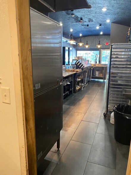 More Photos Of 465 Central Ave, Jersey City Storefront Retail Residential For Lease