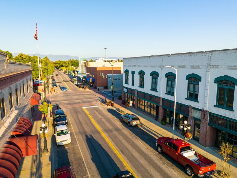 More Photos Of 30-50 2nd St E, Kalispell Office Residential For Sale