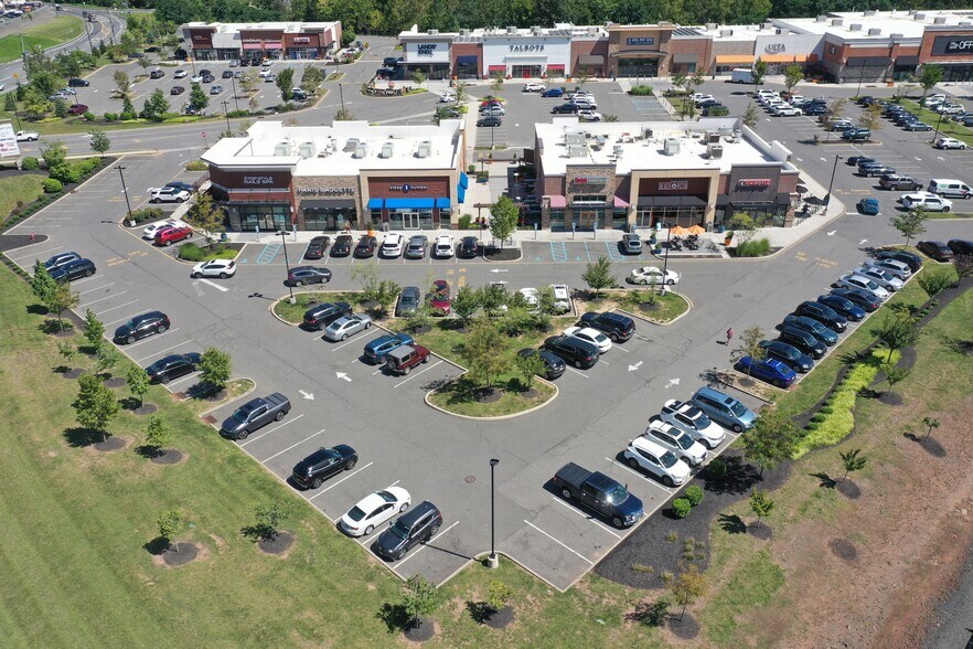 More Photos Of Chimney Rock Rd, Bridgewater Unknown For Lease