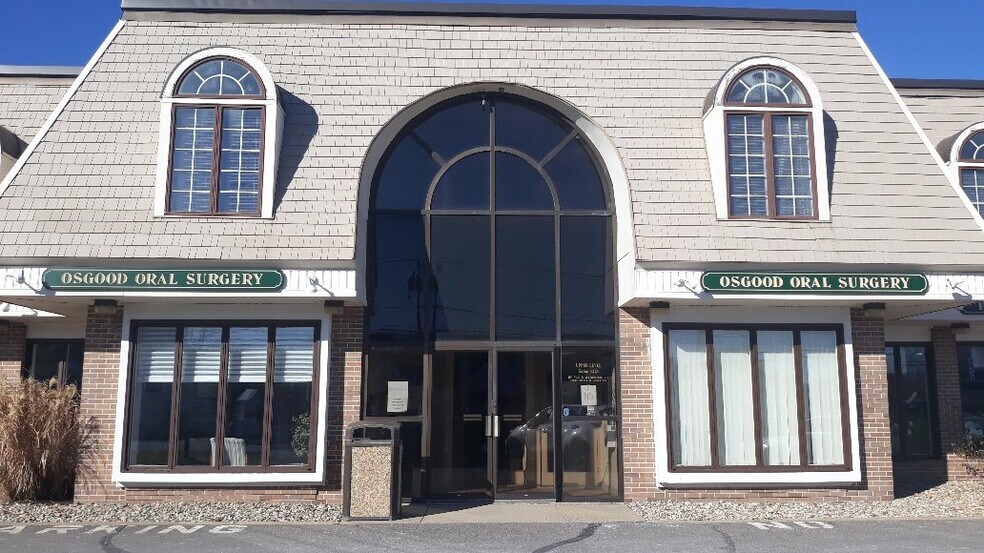 More Photos Of 1060 Osgood St, North Andover Storefront Retail Office For Lease