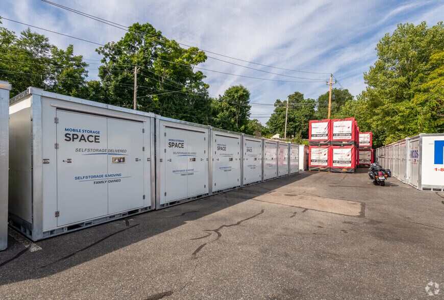 More Photos Of 111 Milk St, Westborough Warehouse For Lease