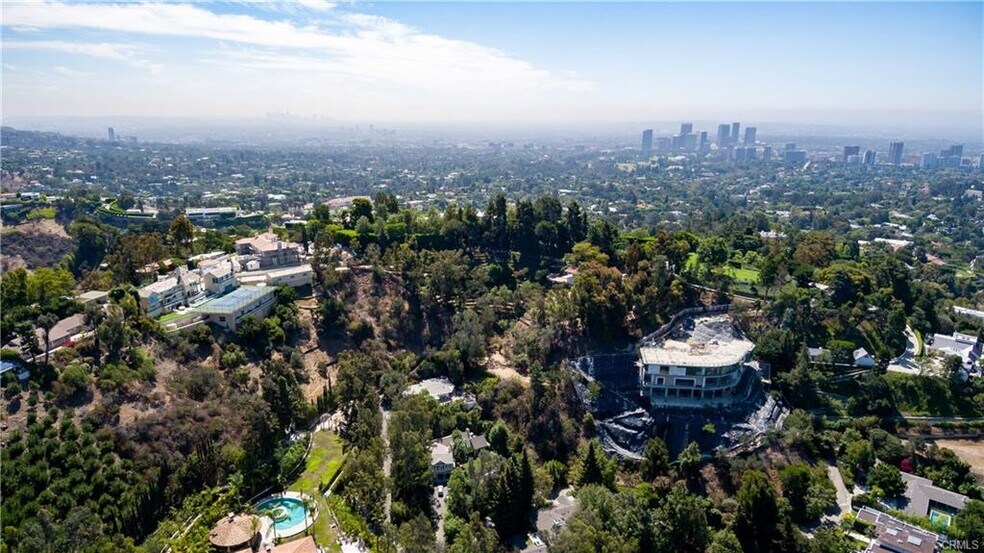 More Photos Of 10515 Rocca Pl, Los Angeles Land For Sale