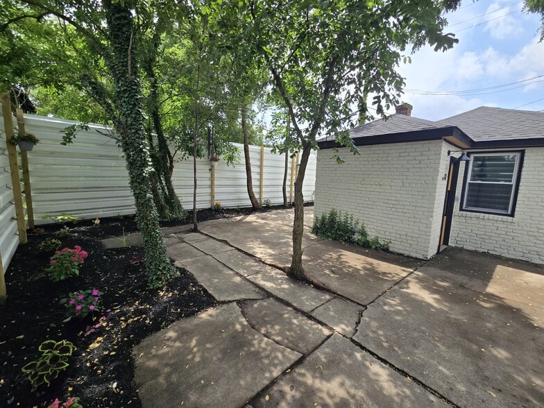 More Photos Of 6011 Joy Rd, Detroit Office For Sale