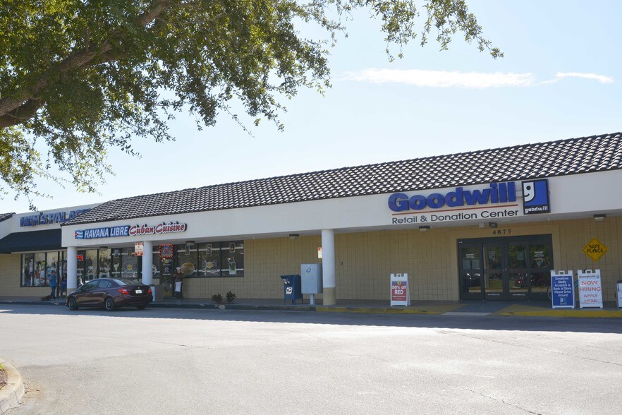 More Photos Of 4849-4895 Golden Gate Pky, Naples Unknown For Lease